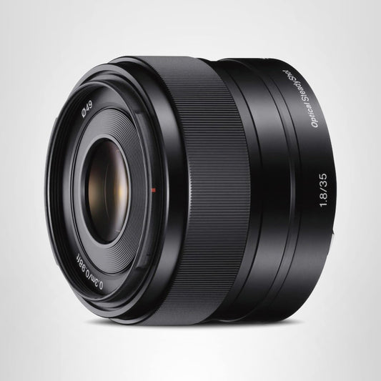 Sony FE 35mm f 1.8